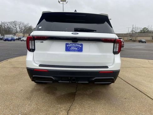 New 2026 Ford Explorer ST-Line w/ ST-Line Street Pack RWD image 3