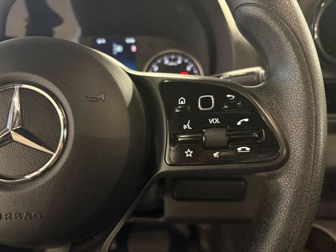 Used 2023 Mercedes-Benz Sprinter 1500 image 15