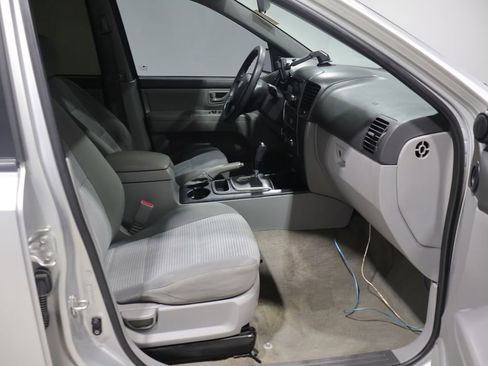 Used 2009 Kia Sorento LX AWD/4WD image 22
