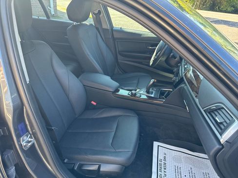 Used 2016 BMW 320i xDrive Sedan image 21