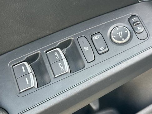 Used 2025 Acura Integra image 12