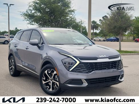 Used 2025 Kia Sportage EX FWD image 1