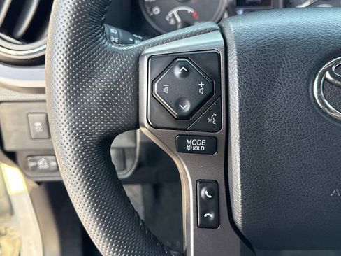 Used 2023 Toyota Tacoma TRD Sport image 29