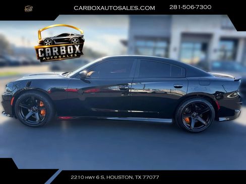 Used 2023 Dodge Charger GT w/ Plus Group RWD image 2