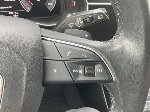 Used 2022 Audi Q8 Premium Plus w/ Premium Plus Package image 17