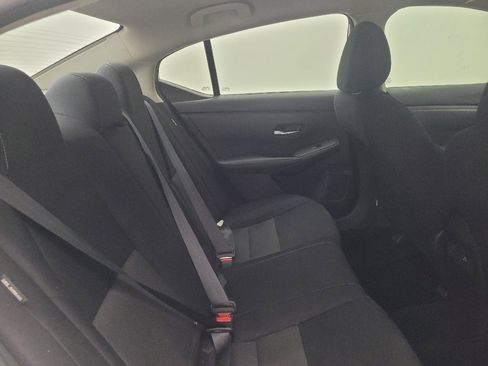 Used 2021 Nissan Sentra SV FWD image 19