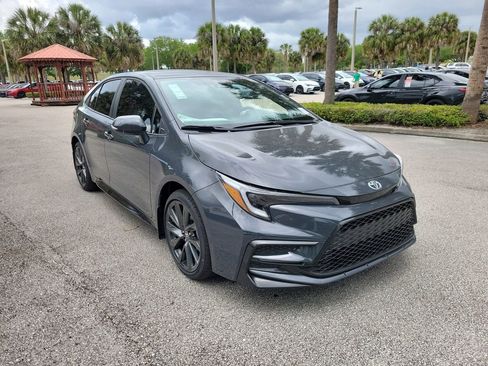 New 2026 Toyota Corolla SE FWD image 2