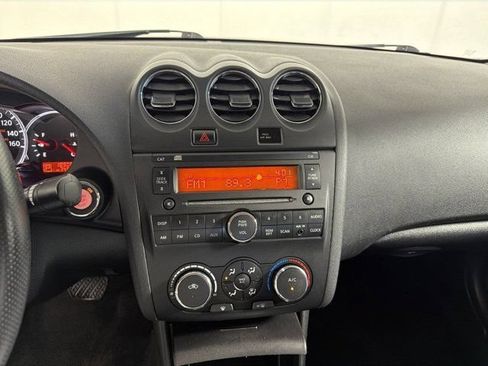 Used 2011 Nissan Altima 2.5 S FWD image 17