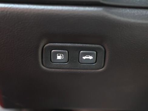 Used 2012 Chevrolet Corvette Coupe RWD image 46