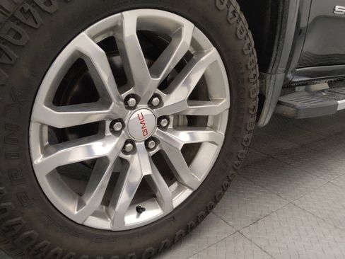 Used 2021 GMC Sierra 1500 SLT RWD image 31