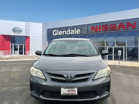 Used 2011 Toyota Corolla LE FWD image 2
