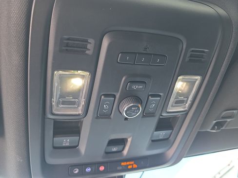Used 2022 Chevrolet Tahoe RST w/ Luxury Package RWD image 28