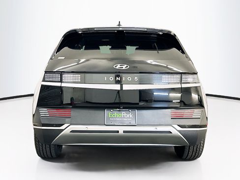 Used 2024 Hyundai Ioniq 5 SEL AWD/4WD image 7