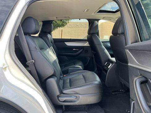 Used 2024 MAZDA CX-90 3.3 Turbo w/ Preferred Plus AWD/4WD image 18
