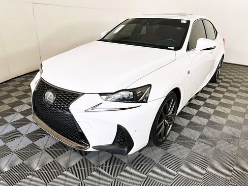 Used 2020 Lexus IS 300 F Sport w/ F Sport Package RWD image 7