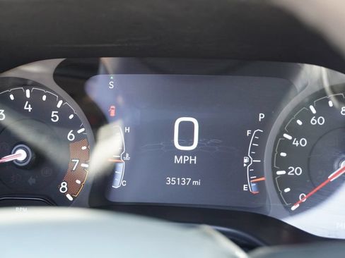 Used 2025 Jeep Compass Limited AWD/4WD image 33