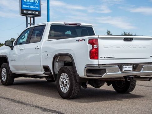 Used 2022 Chevrolet Silverado 2500 LT AWD/4WD image 7