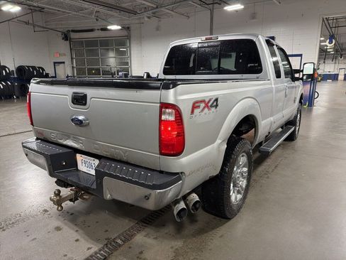 Used 2014 Ford F250 Lariat w/ Chrome Package image 4