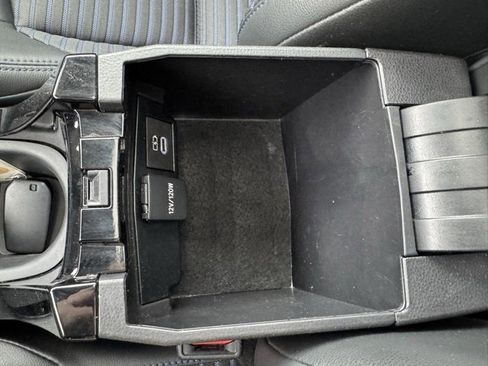 Certified 2025 Toyota Corolla Cross AWD Hybrid w/ Convenience Package image 20