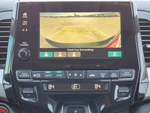 Certified 2024 Honda Odyssey EX-L image 18