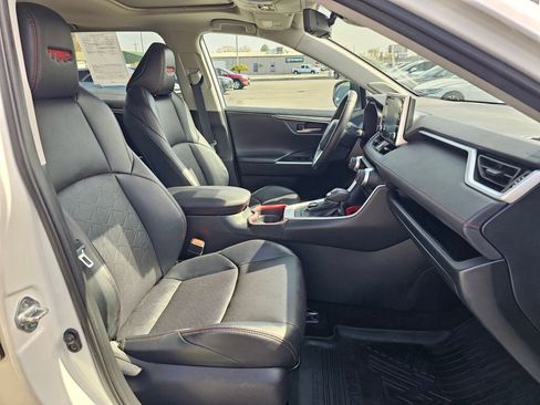 Used 2020 Toyota RAV4 TRD Off-Road image 14