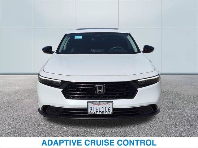 Certified 2025 Honda Accord SE image 3