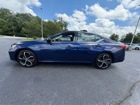 Used 2024 Nissan Altima 2.5 SR FWD image 4