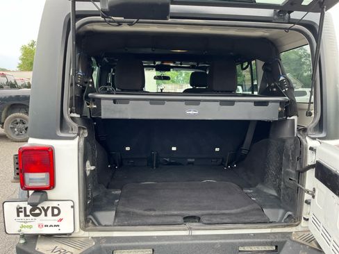Used 2016 Jeep Wrangler Unlimited Sport w/ Max Tow Package AWD/4WD image 20