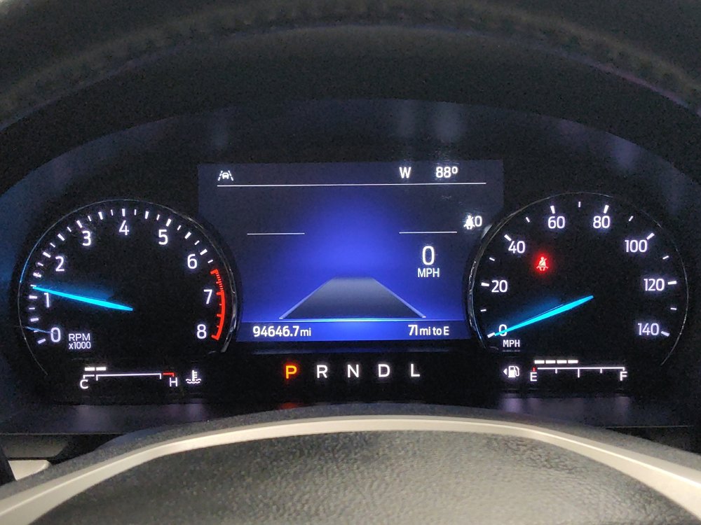 Used 2023 Ford Explorer XLT w/ Equipment Group 202A RWD image 23