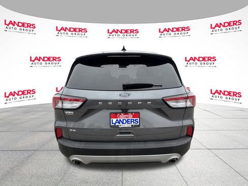 Used 2021 Ford Escape SE image 4