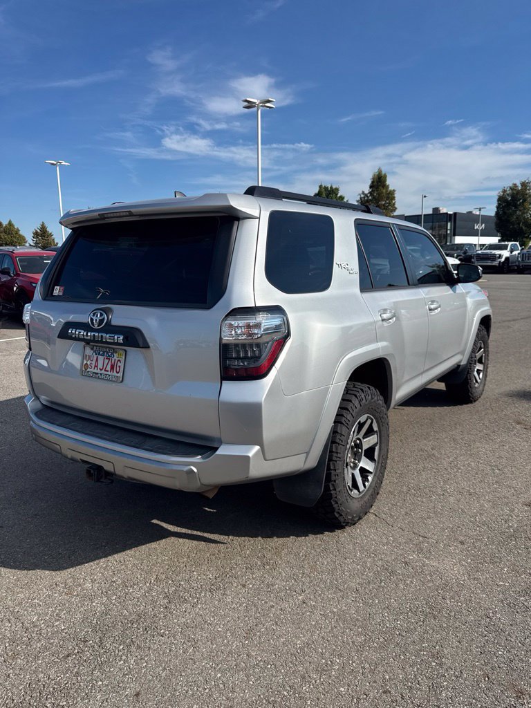 Used 2019 Toyota 4Runner TRD Off-Road AWD/4WD image 7