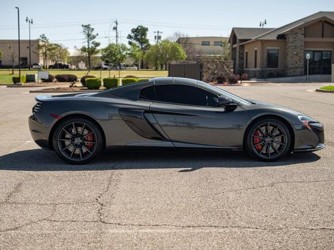 Used 2016 McLaren 650S Spider image 4