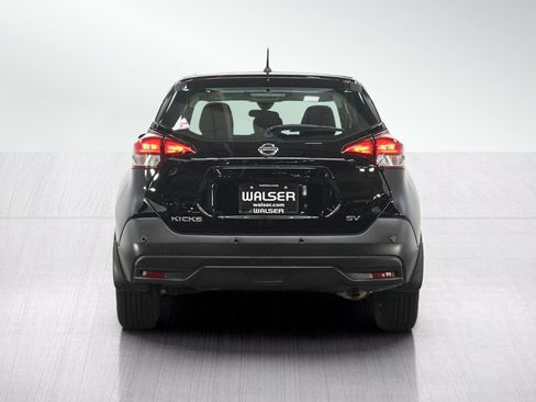 Used 2020 Nissan Kicks SV FWD image 4
