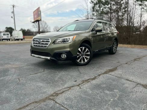 Used 2016 Subaru Outback 2.5i Limited w/ Popular Package #4 AWD/4WD image 3
