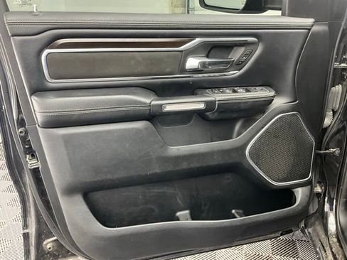 Used 2022 RAM 1500 Laramie AWD/4WD image 15