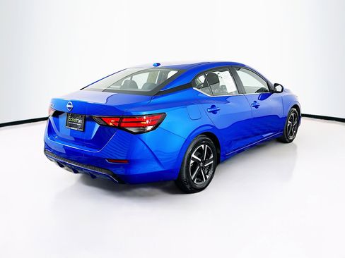 Used 2025 Nissan Sentra SV image 9