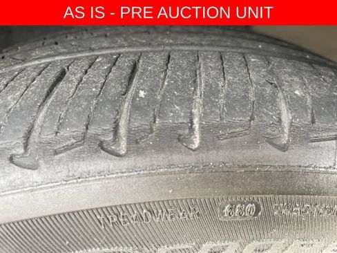 Used 2014 Toyota Corolla LE FWD image 27