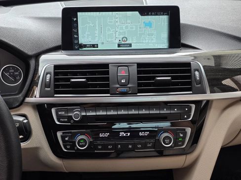 Used 2017 BMW 330i Sedan image 14