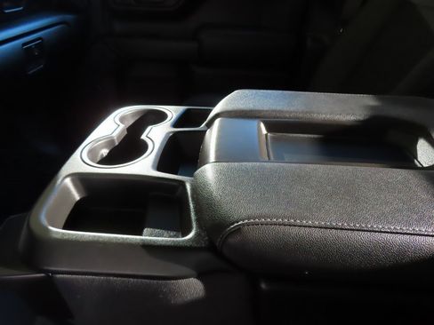 Used 2024 Chevrolet Silverado 1500 Custom image 6