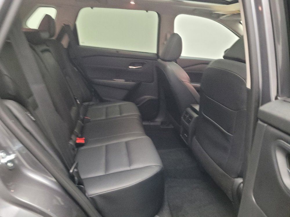 Used 2025 Nissan Rogue SV w/ SV Premium Package FWD image 19