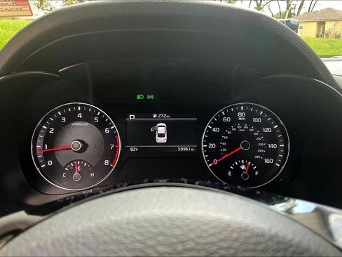 Used 2024 Kia Forte LXS FWD image 12