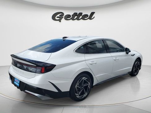 Certified 2026 Hyundai Sonata SEL FWD image 5