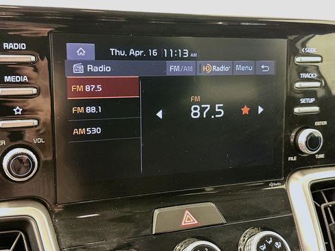 Used 2023 Kia Sorento LX image 21