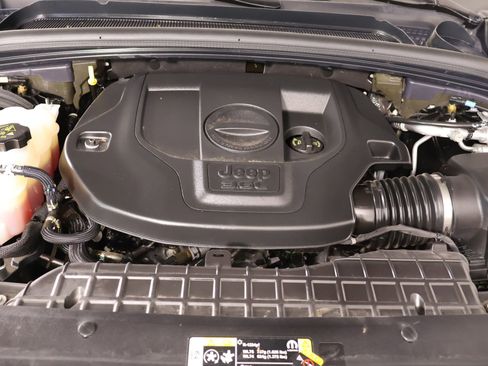Used 2021 Jeep Grand Cherokee L Summit w/ Advanced Protech Group IV AWD/4WD image 22