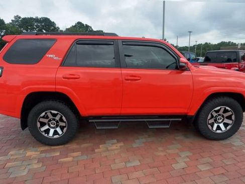 Used 2024 Toyota 4Runner TRD Off-Road Premium w/ Moonroof Package AWD/4WD image 3