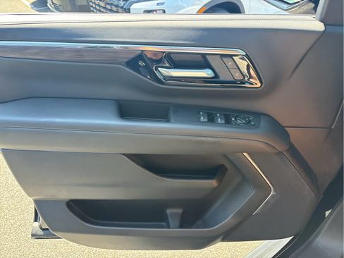 Certified 2025 Chevrolet Tahoe LS w/ LPO, Dark Essentials Package AWD/4WD image 22