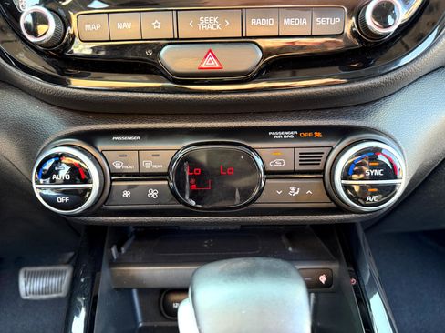 Used 2022 Kia Soul Turbo image 40