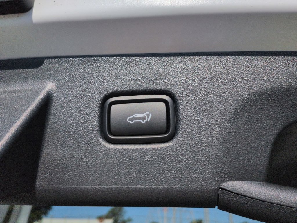 New 2026 Hyundai Tucson Limited AWD/4WD image 17