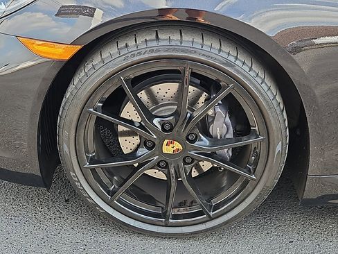 Used 2023 Porsche 718 Boxster RWD image 13