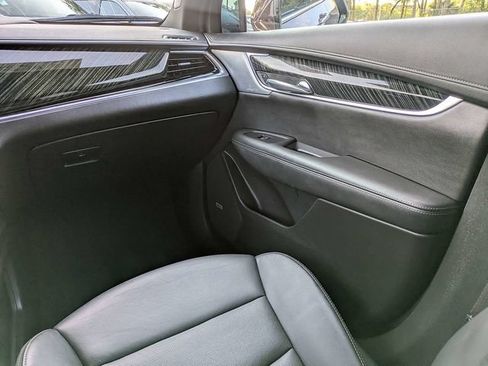 Certified 2023 Cadillac XT6 Premium Luxury FWD image 20